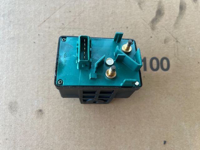 bontott CITROËN C5 Izzító Relé