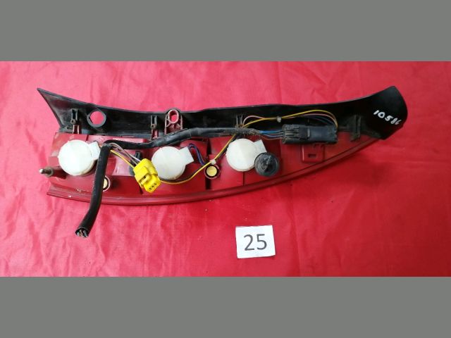 bontott CITROËN C5 Jobb Alsó Hátsó Lámpa