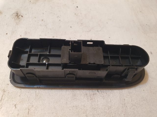 bontott CITROËN C5 Jobb első Ablakemelő Kapcsoló