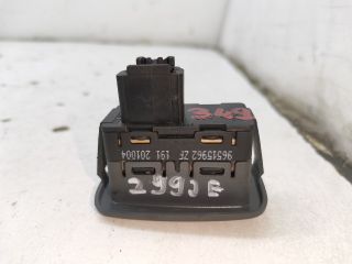 bontott CITROËN C5 Jobb első Ablakemelő Kapcsoló