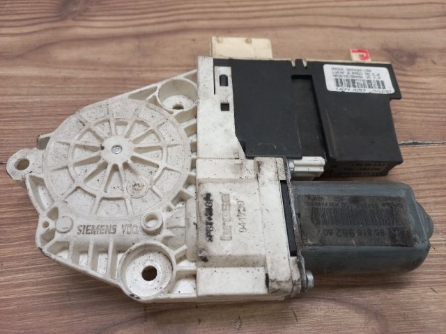 bontott CITROËN C5 Jobb első Ablakemelő Motor