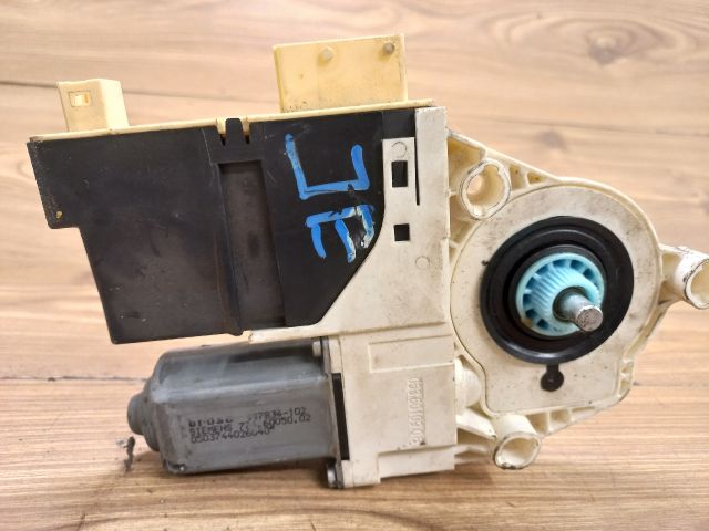 bontott CITROËN C5 Jobb első Ablakemelő Motor