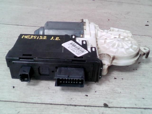 bontott CITROËN C5 Jobb első Ablakemelő Motor