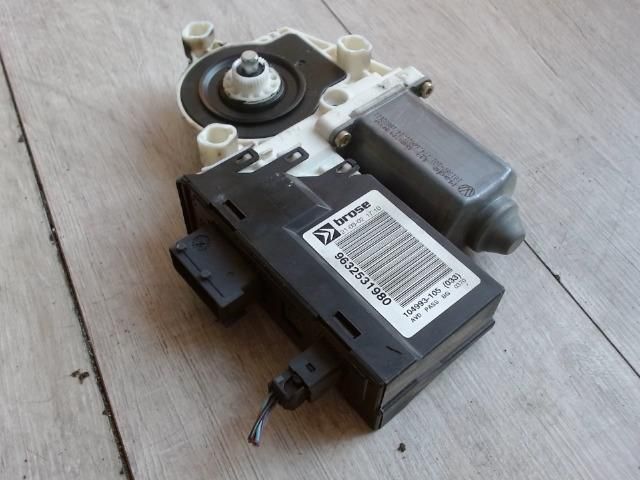 bontott CITROËN C5 Jobb első Ablakemelő Motor