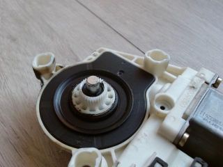 bontott CITROËN C5 Jobb első Ablakemelő Motor