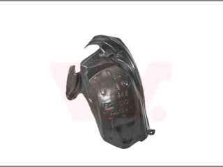 bontott CITROËN C5 Jobb első Dobbetét (Kerékjárati, Műanyag)