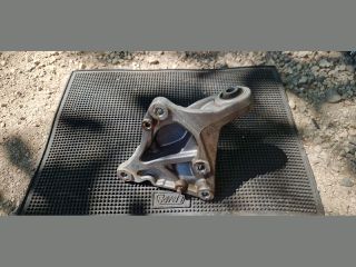 bontott CITROËN C5 Jobb első Féltengely Tartó