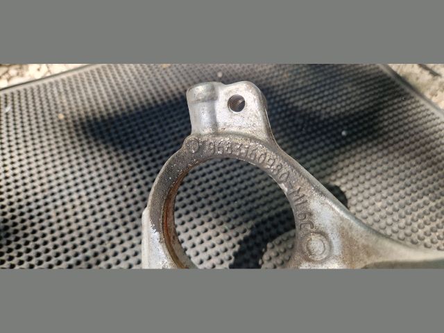 bontott CITROËN C5 Jobb első Féltengely Tartó