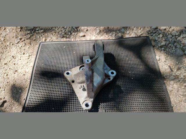 bontott CITROËN C5 Jobb első Féltengely Tartó