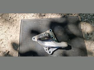 bontott CITROËN C5 Jobb első Féltengely Tartó