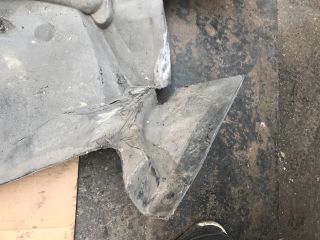 bontott CITROËN C5 Jobb első Hátsó Dobbetét (Kerékjárati, Műanyag)