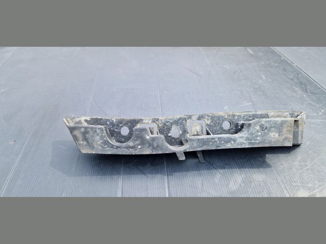 bontott CITROËN C5 Jobb első Oldal Lökhárító Tartó (Műanyag)