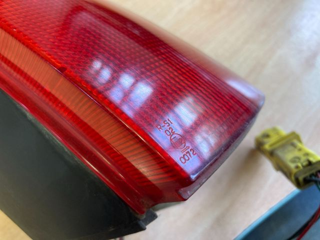 bontott CITROËN C5 Jobb Felső Hátsó Lámpa