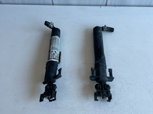 bontott CITROËN C5 Jobb Fényszórómosó Fúvóka