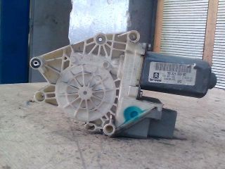 bontott CITROËN C5 Jobb hátsó Ablakemelő Motor