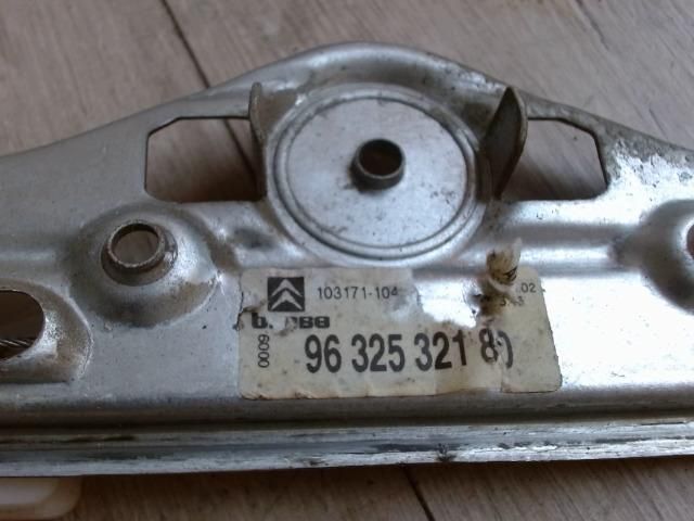 bontott CITROËN C5 Jobb hátsó Ablakemelő Szerkezet (Mechanikus)