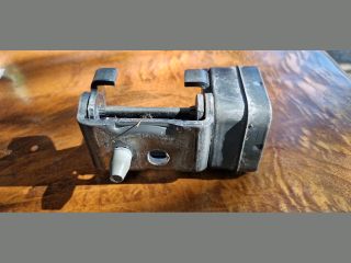 bontott CITROËN C5 Jobb hátsó Ajtóhatároló