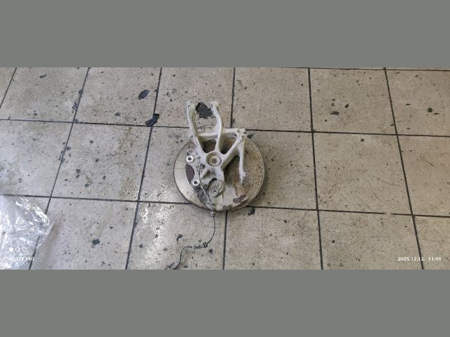 bontott CITROËN C5 Jobb hátsó Csonkállvány Kerékaggyal