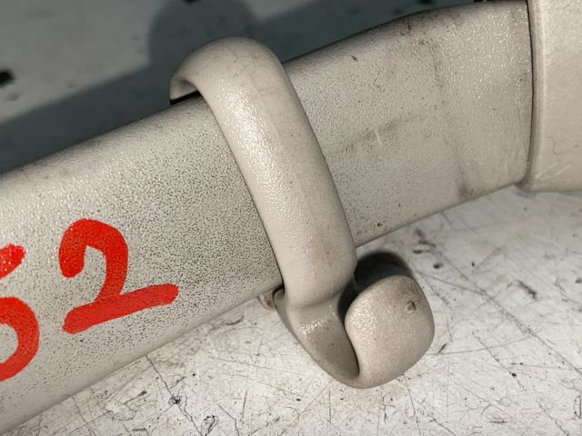 bontott CITROËN C5 Jobb hátsó Kapaszkodó (Felső)