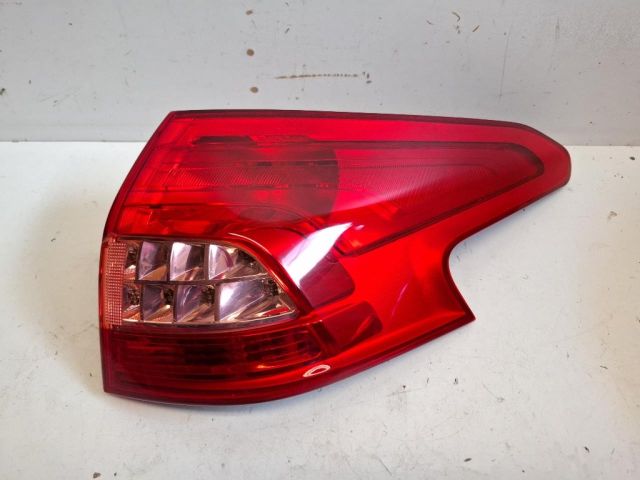 bontott CITROËN C5 Jobb Külső Hátsó Lámpa