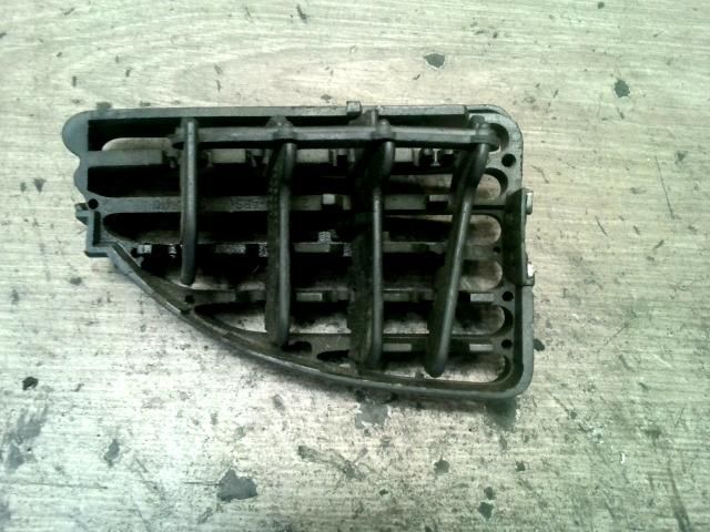 bontott CITROËN C5 Jobb Szellőző