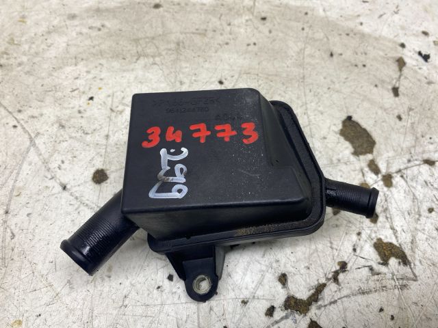 bontott CITROËN C5 Kartergáz Visszavezető Ház