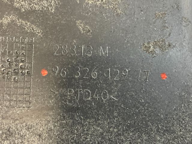 bontott CITROËN C5 Kesztyűtartó