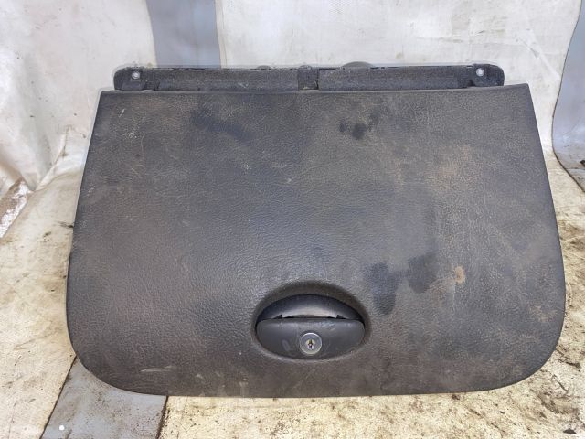 bontott CITROËN C5 Kesztyűtartó