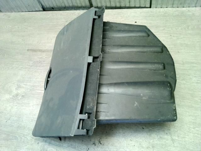 bontott CITROËN C5 Kesztyűtartó