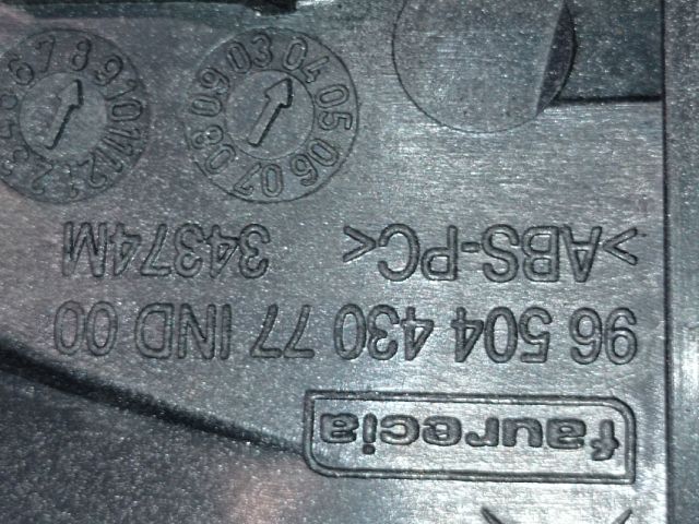 bontott CITROËN C5 Középkonzol Keret