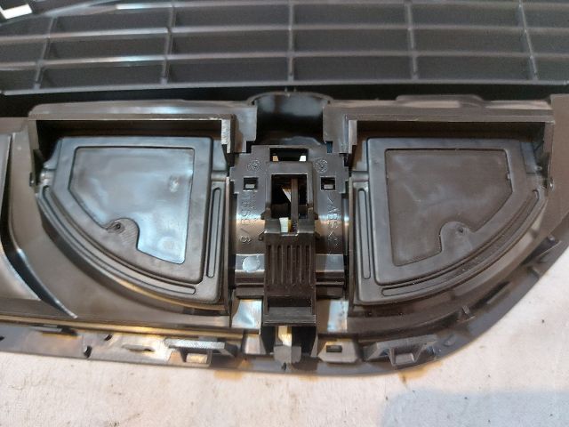 bontott CITROËN C5 Középső Szellőző