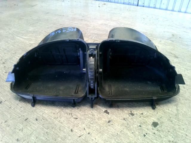 bontott CITROËN C5 Középső Szellőző