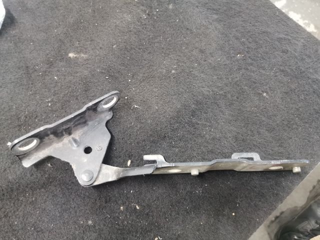 bontott CITROËN C5 Motorháztető Jobb Zsanér