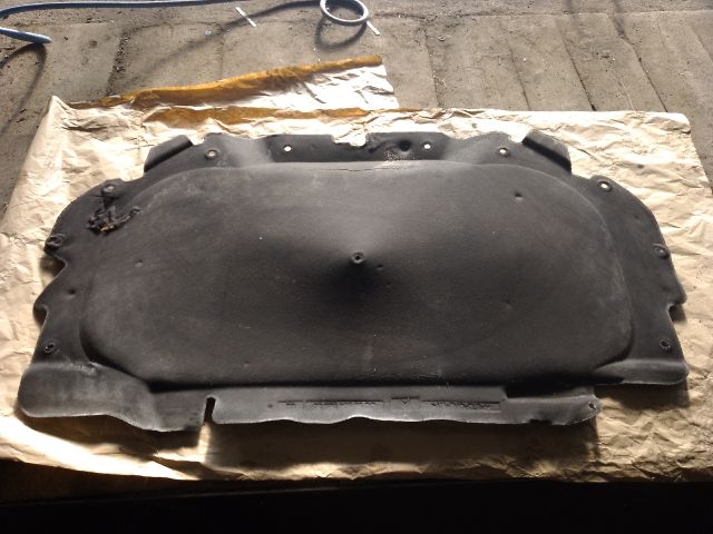 bontott CITROËN C5 Motorháztető Szigetelés