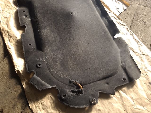 bontott CITROËN C5 Motorháztető Szigetelés