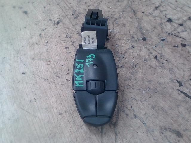 bontott CITROËN C5 Rádió / CD Kapcsoló