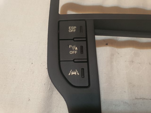 bontott CITROËN C5 Rádió / CD Keret