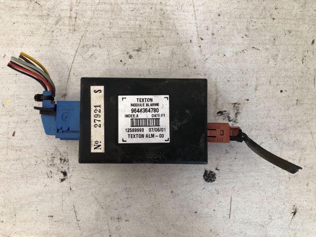 bontott CITROËN C5 Riasztó Központ