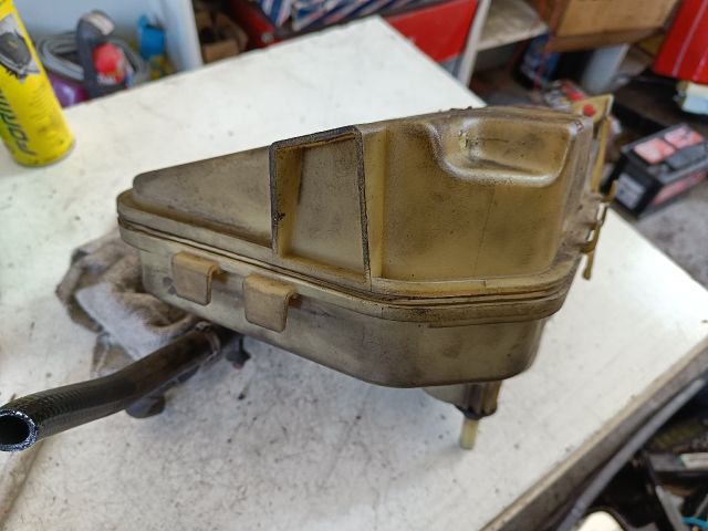 bontott CITROËN C5 Szervóolaj Tartály