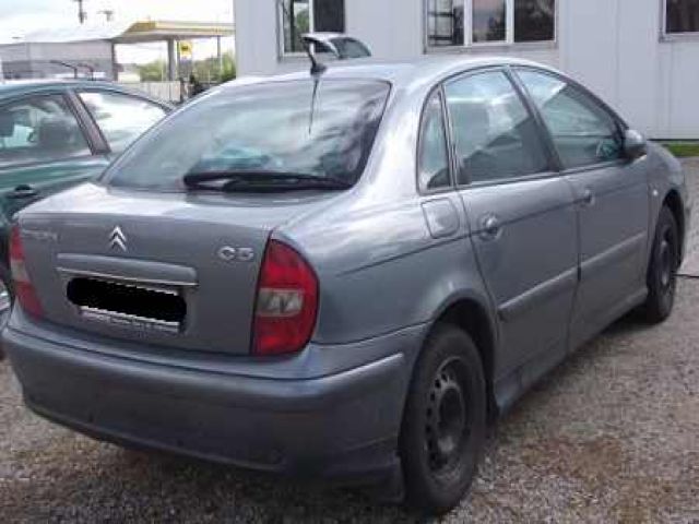 bontott CITROËN C5 Tankajtó