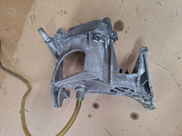 bontott CITROËN C5 Tartó Bak