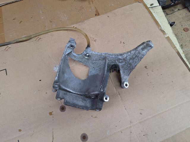 bontott CITROËN C5 Tartó Bak