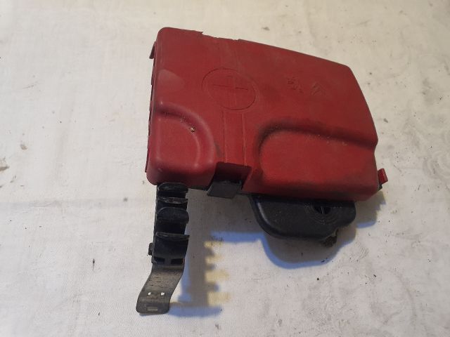 bontott CITROËN C6 Biztosítéktábla Motortér