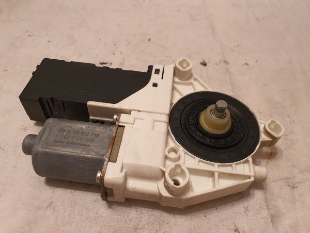 bontott CITROËN C6 Jobb első Ablakemelő Motor