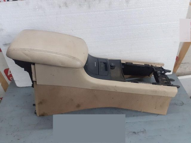 bontott CITROËN C6 Könyöklő