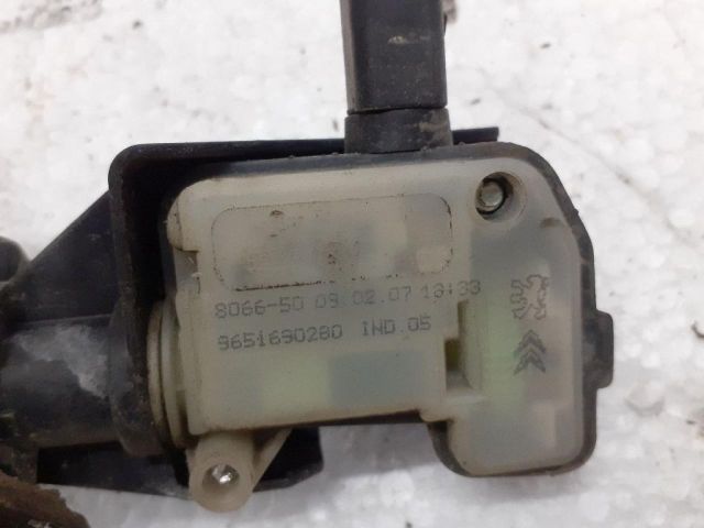 bontott CITROËN C6 Tankajtó