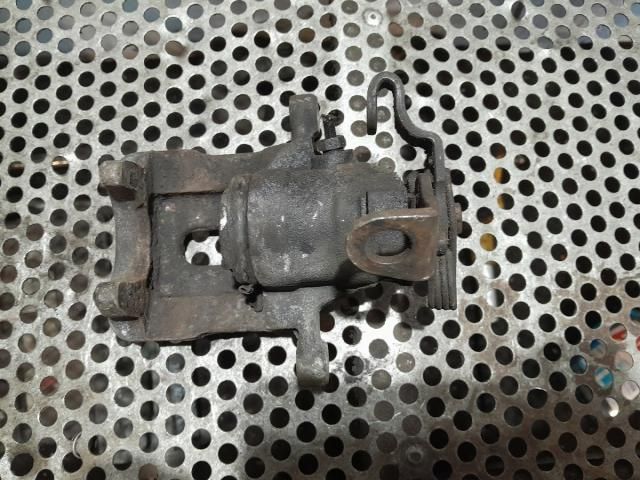 bontott CITROËN C8 Bal hátsó Féknyereg Munkahengerrel