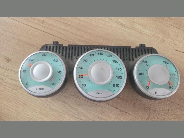 bontott CITROËN C8 Kilométeróra