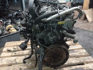 bontott CITROËN C8 Motor (Fűzött blokk hengerfejjel)