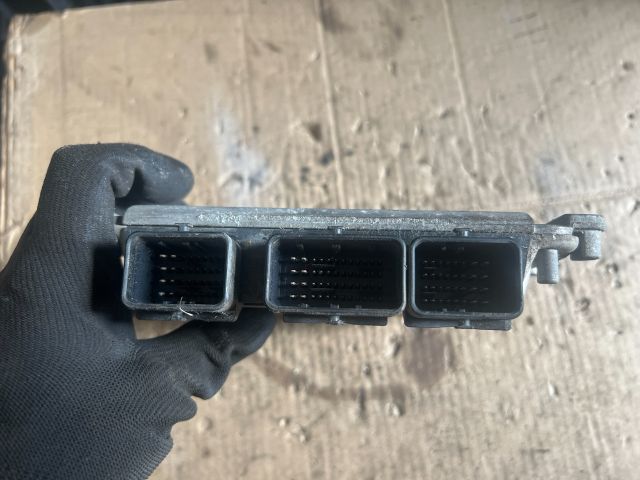 bontott CITROËN C8 Motorvezérlő